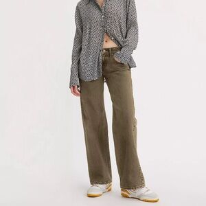 Levi’s Low Loose Jean Size 31 - Rockin Crocodile - EUC